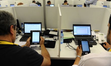 El Gobierno pide ayuda a Telefónica para impedir que hackers revienten el escrutinio del 21-D