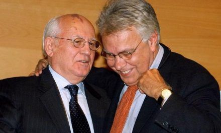 «Felipe González era el líder mundial favorito de Gorbachov»