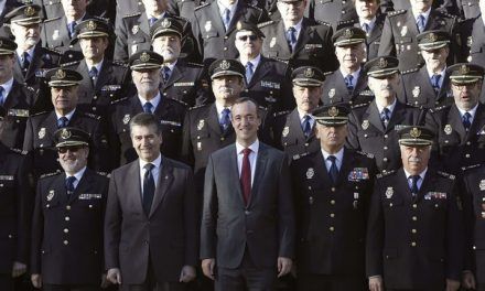 Las maniobras de la policía política acechan a la cúpula de Interior de Rajoy