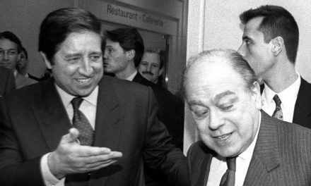 El juez investiga una comisión ilegal a los Pujol en 1991 y cita a dos hombres clave del ‘expresident’
