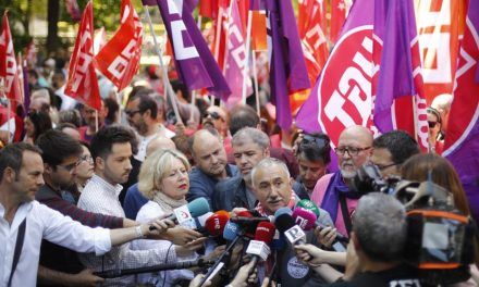 Los sindicatos piden leer los resultados electorales y derogar la reforma laboral