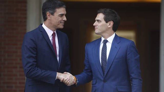 ¿El rey Pedro o el presidente republicano Sánchez?