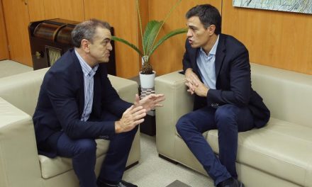 Los equilibrios de Sánchez reavivan las tensiones y divisiones en el PSOE