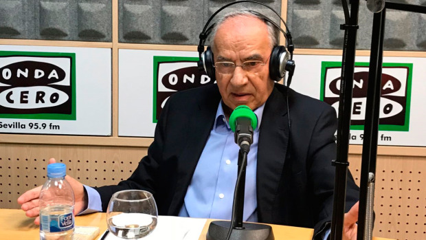 Alfonso Guerra: «En Cataluña hay un golpe de Estado y hay que actuar contra ellos, no se puede negociar con golpistas»