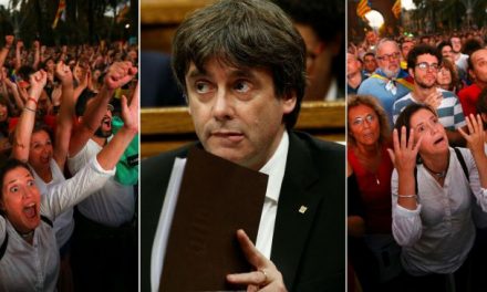 La declaración de Puidemont, resumida en estas dos fotografías