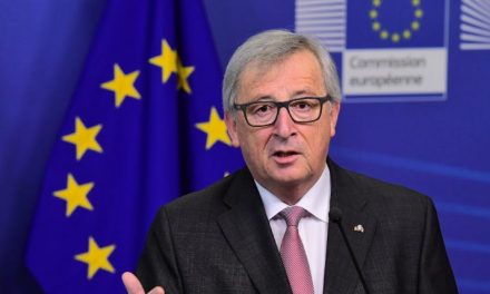 Juncker descarta la mediación de la UE con Cataluña y avisa de que no quiere «una Europa de 98 estados»