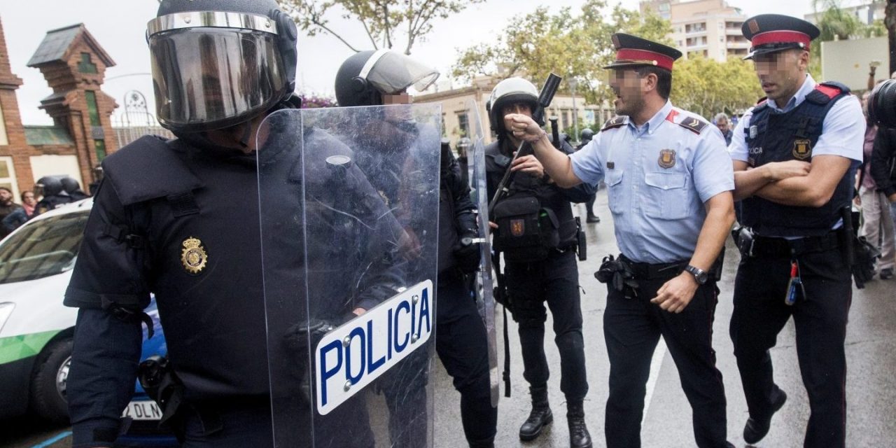 EL CHOQUE CON LOS MOSSOS EL 1-O REAVIVA LA EXIGENCIA DE POLICÍA Y GUARDIA CIVIL DE IGUALAR SUELDOS