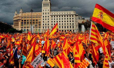 Barcelona celebra su manifestación más multitudinaria por la unidad de España