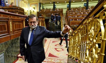 El Gobierno estudia qué hacer si Puigdemont se atrinchera en su despacho tras ser destituido con el 155