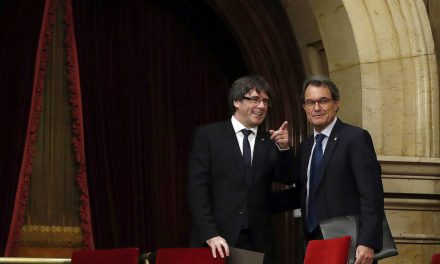Las compañías que dejan Cataluña suman 2.100 millones en impuestos de sociedades