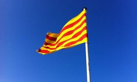 Cataluña se queda sólo con 20 empresas que facturan más de 1.000 millones