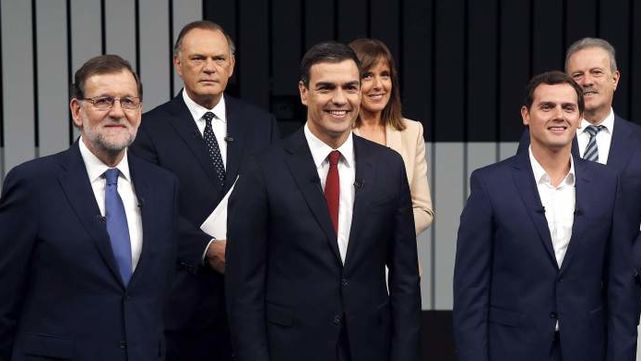 POLITICA FICCIÓN: ¿EXISTE UN ACUERDO PP-PSOE PARA SAQUEAR ESPAÑA?