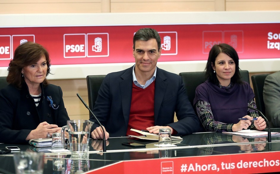 Pedro Sánchez propone actualizar la Carta Magna introduciendo una decena de derechos sociales