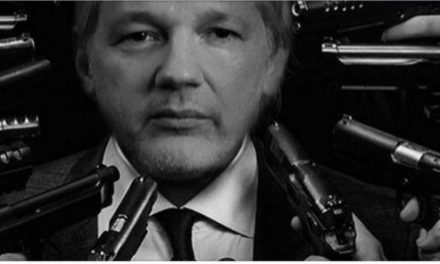 Julian Assange: un tuit cada 13 minutos a favor del ‘procés’