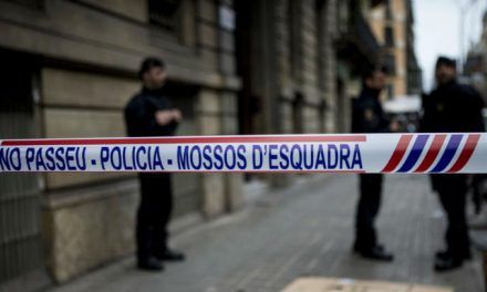 La Guardia Civil registra el Palau de la Generalitat por el uso de fondos públicos para el 1-O