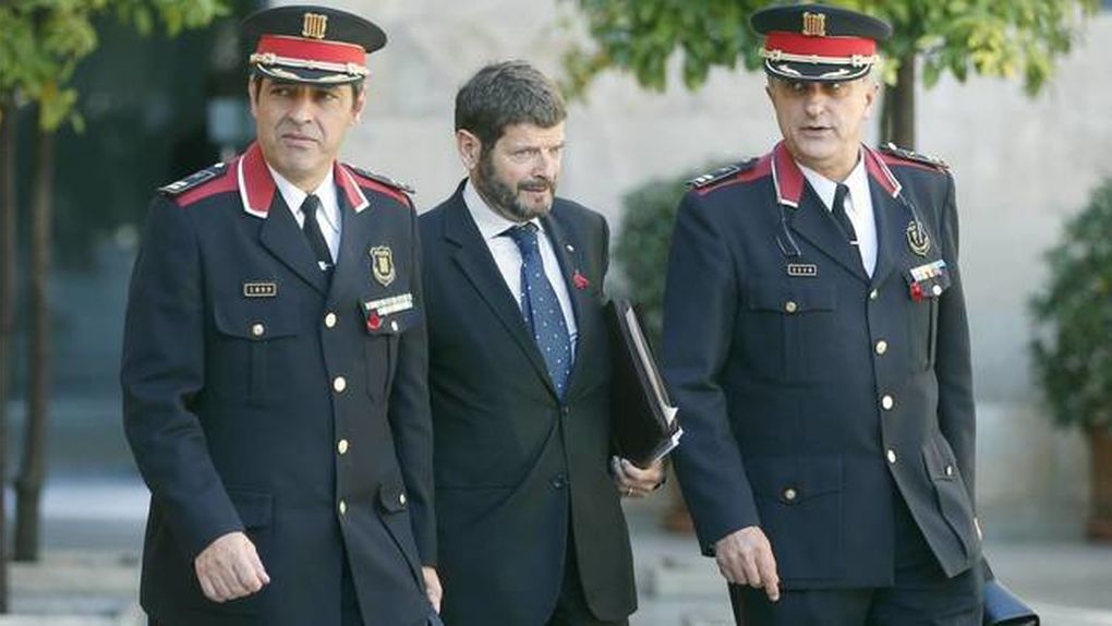 Zoido mantiene en la cúpula de los Mossos al responsable del espionaje político