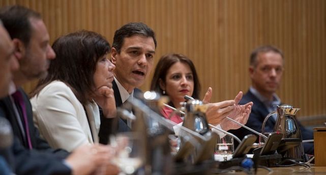 “Anuncia hoy una fecha de elecciones”: mensaje a Pedro Sánchez ante la moción de censura