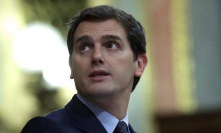 Rivera y Ciudadanos, malheridos tras la moción de censura que ha aupado a Sánchez a la Moncloa