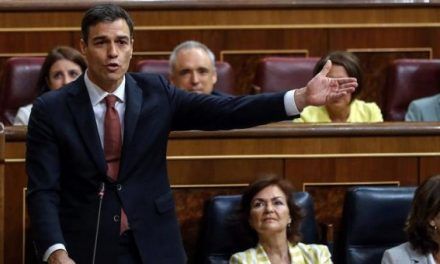 Pedro Sánchez recoge el guante de Podemos para pactar y Pablo Iglesias le anima a hacer «cosas históricas»