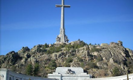 La exhumación de Franco, retrasada por falta de base jurídica