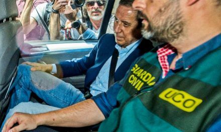 La Audiencia de Valencia rechaza por segunda vez la petición de Zaplana de quedar en libertad