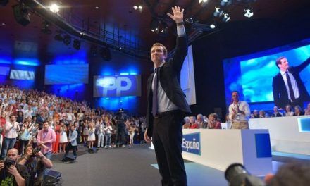 Casado, presidente del PP: se impone a Soraya con el 57% de los compromisarios