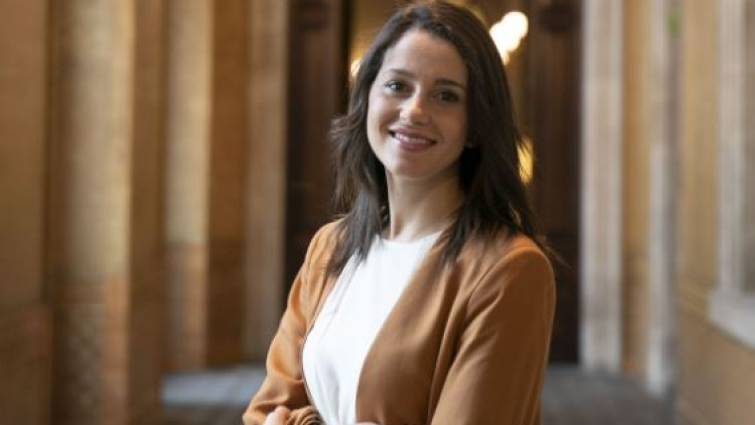 Évole, a Arrimadas tras preguntarle a qué partido votaba antes de ser de Cs: «Va a tener razón quien os llama la veleta naranja»