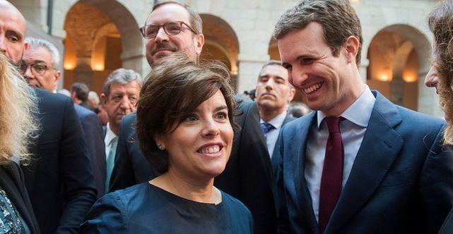 Sáenz de Santamaría ofrecerá a Pablo Casado la secretaría general del partido