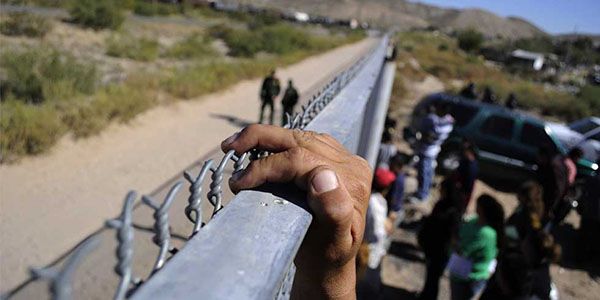 Por encima de todas las obscenas fronteras