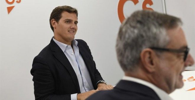 El polémico currículum de Albert Rivera y sus medias verdades