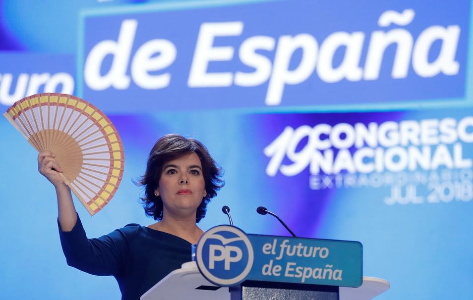 ¿Cuánto dinero ganó Sáenz de Santamaría en la política?