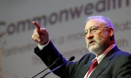 Nobel de Economía: «El PP es uno de los causantes de que España esté en bancarrota»