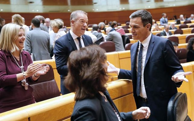 Pedro Sánchez acelera en la Operación Huida de los Indepes