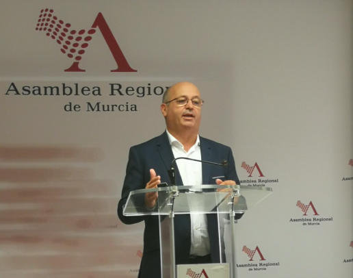 Ciudadanos denuncia que el Gobierno regional aún no ha desarrollado el reglamento de la ley de protección animal
