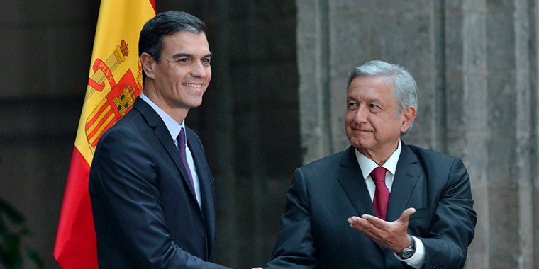 Pedro Sánchez regaló a AMLO acta de nacimiento de su abuelo