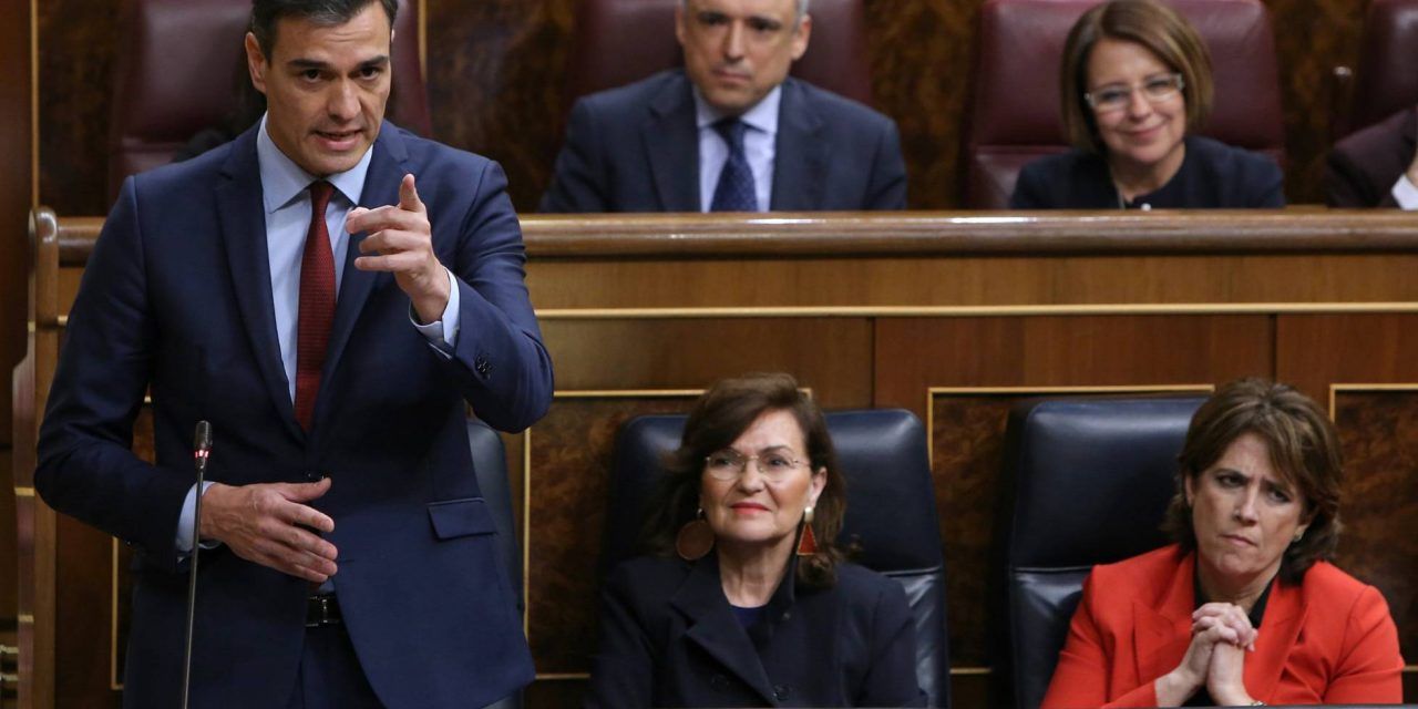 El PSOE aumenta su ventaja y el PP se recupera, según el CIS