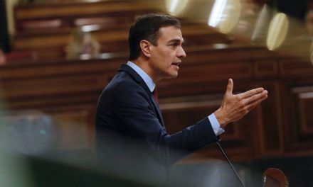 Otro suspenso general para los políticos, con Pedro Sánchez como mejor valorado