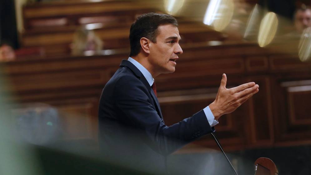 Otro suspenso general para los políticos, con Pedro Sánchez como mejor valorado