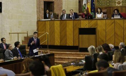 Vox vota en Andalucía contra las matrículas gratis de Universidad