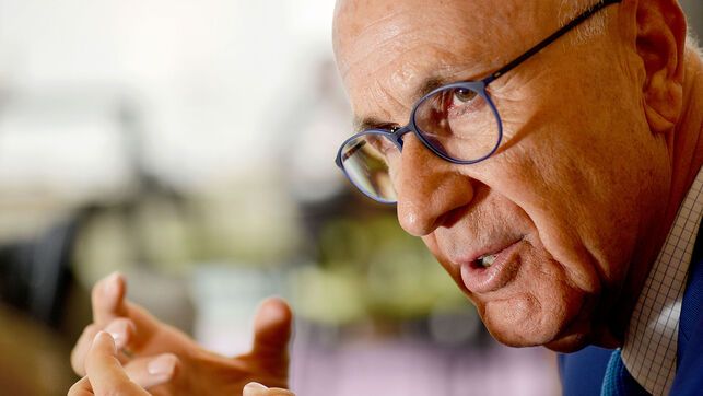 «Quim Torra es un pobre hombre que no debe de saber por qué está aquí»