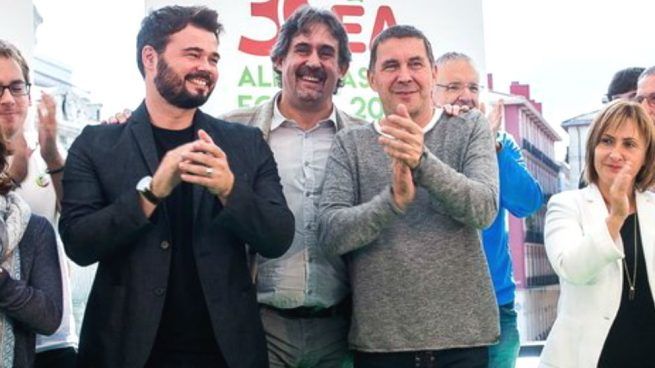 Bildu y ERC harán frente común en el Congreso para expulsar al Ejército de Cataluña y el País Vasco