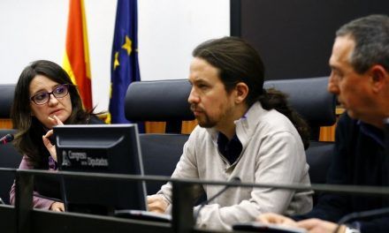 Las “mareas” de Podemos se alían y hunden más a Pablo Iglesias