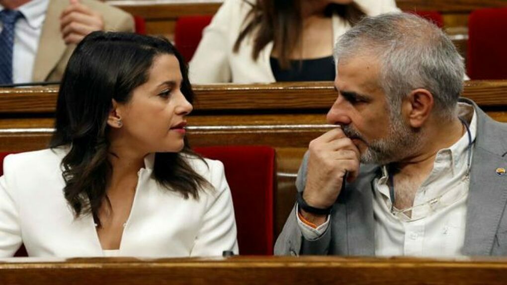 Rivera mantendrá a Arrimadas al frente de Ciudadanos en Cataluña desde el Congreso