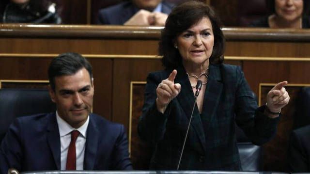 Sánchez aparta a Calvo de la negociación con Podemos por su fuerte carácter