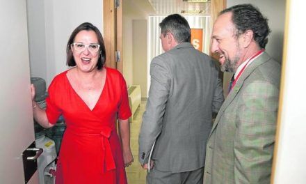 PP y Cs trabajan para que Vox vote ‘sí’ y acelere los plazos de la investidura