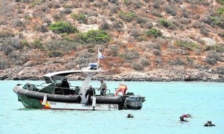 Cultura autoriza las inmersiones para averiguar si el barco fenicio de Mazarrón corre peligro