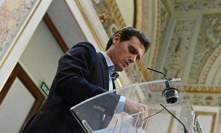 Rivera, te has quedado sin sitio