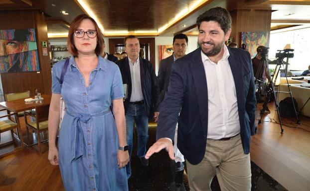 Isabel Franco: «Ciudadanos no ha venido a pedir permiso, sino a pedir paso al Gobierno regional»