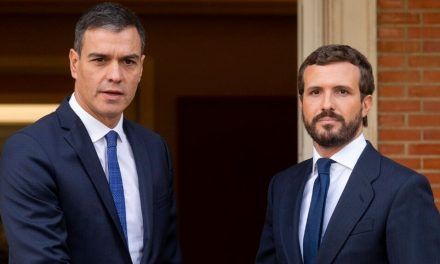 La chaqueta de Casado