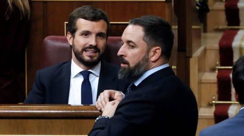 Casado y Abascal, la derecha quiere su 15-M